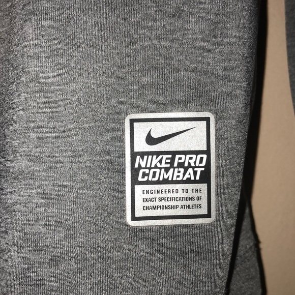 long sleeve grey athletic nike shirt - Picture 4 of 5